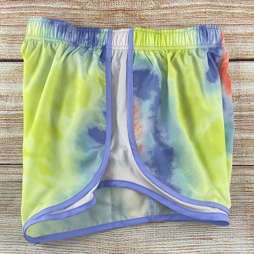 Nike Tie Dyed Active Shorts - Picture 3 of 9